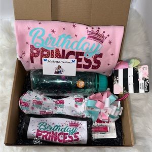 Girl’s Birthday Shirt Bundle box L